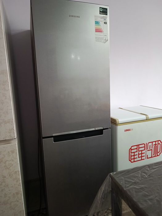 Холодильник сатылады