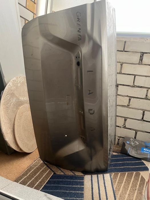 Продам Дверь багажника