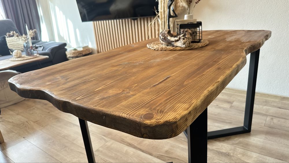 Плот за трапезна маса