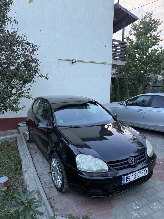 Vând Volkswagen Golf 5 Coupe