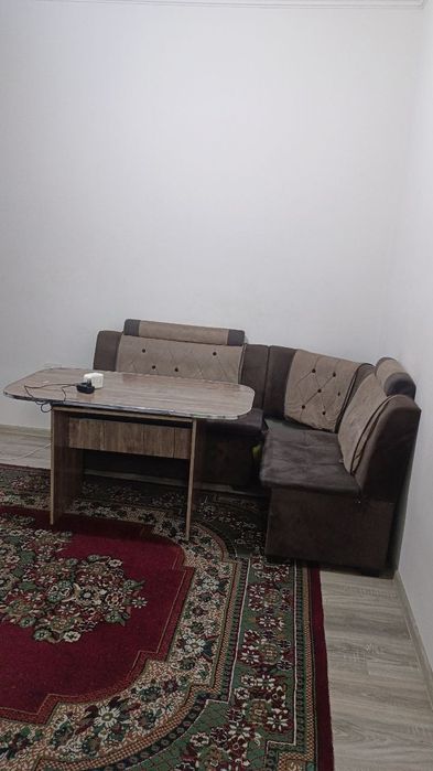 Yangi Hayot 9 Hududda 1-qavatdagi uy sotiladi