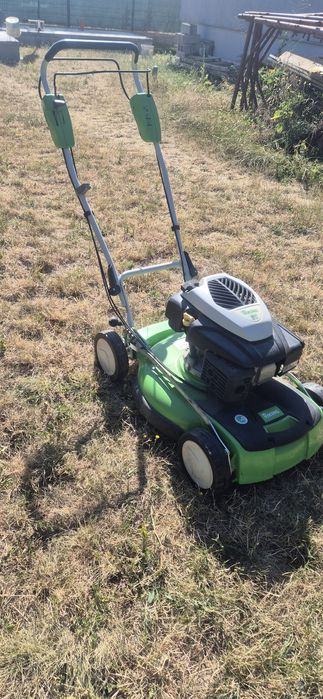 Masină tuns iarbă Viking