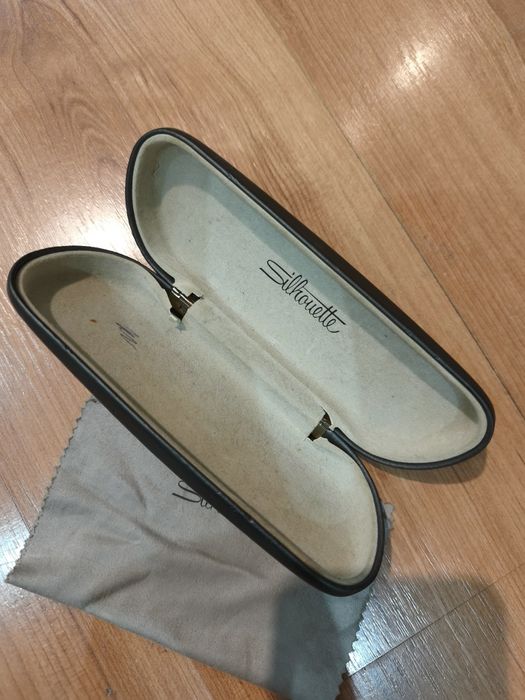 Твердый чехол для очков бесплатно