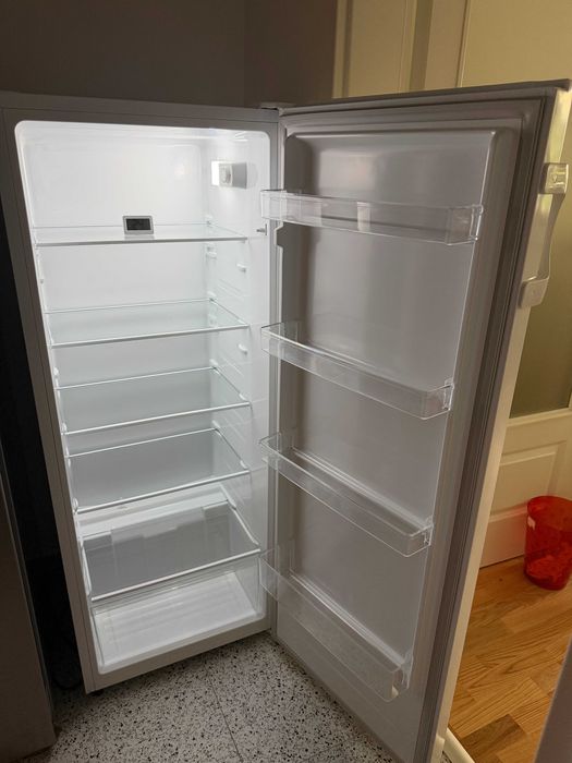 Frigider Alb GORENJE 242 L, 143 cm