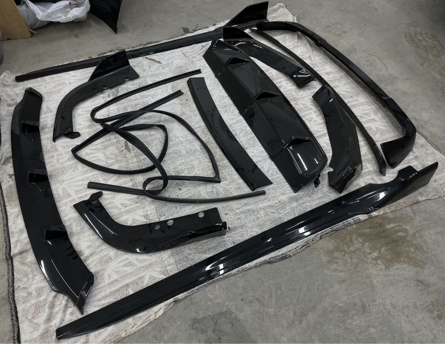 Продам компклет обвес BMW X5 G05