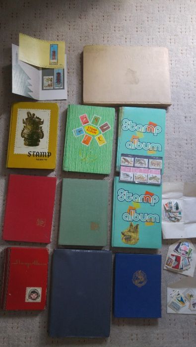 Colectie timbre, peste 10 clasoare