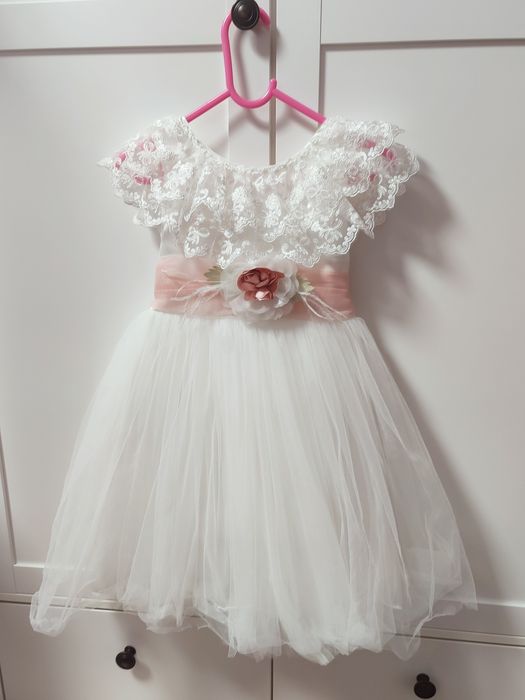 Rochie tull si dantela 110