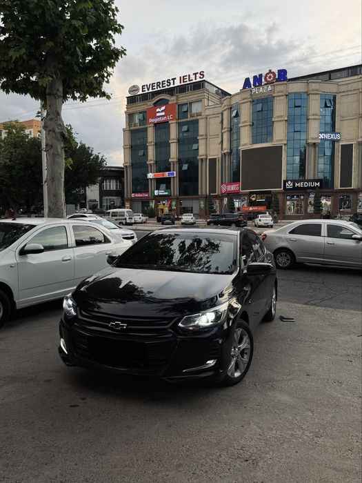 ONIX premier  2+ (1,2 TURBO AT)