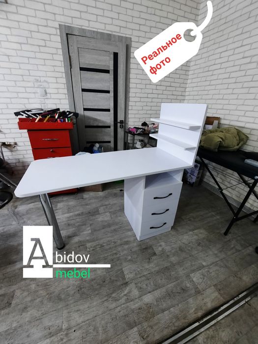 Стол для маникюрного салона .Качество и функциональность в одном !