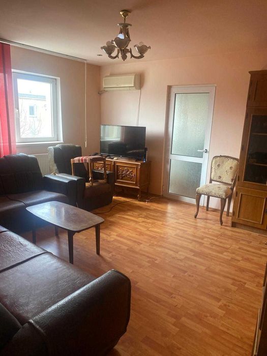 Vand apartament 3 camere – Central, Oltenița – Foarte spațios, ideal pentru tineri și familii