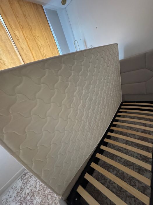 Кровать с матрасом 130*200