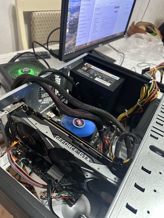 Видеокарта GTX 1080ti