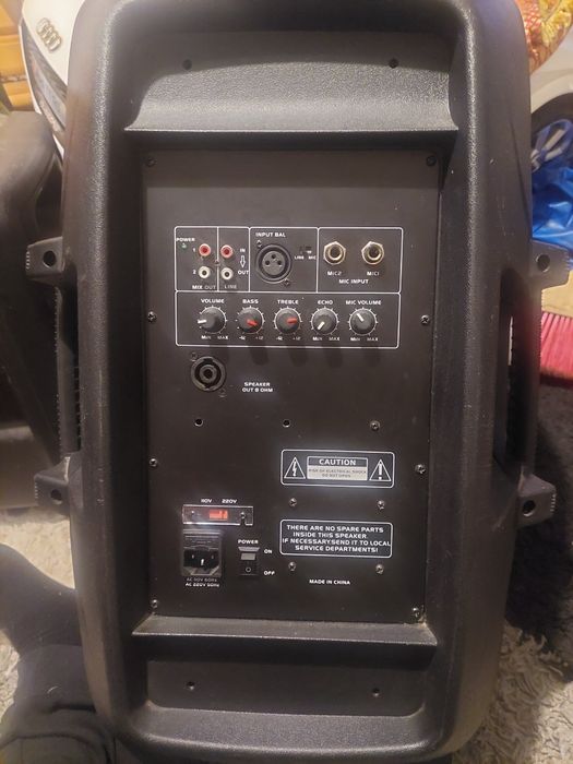 Boxa aktiva de vanzare