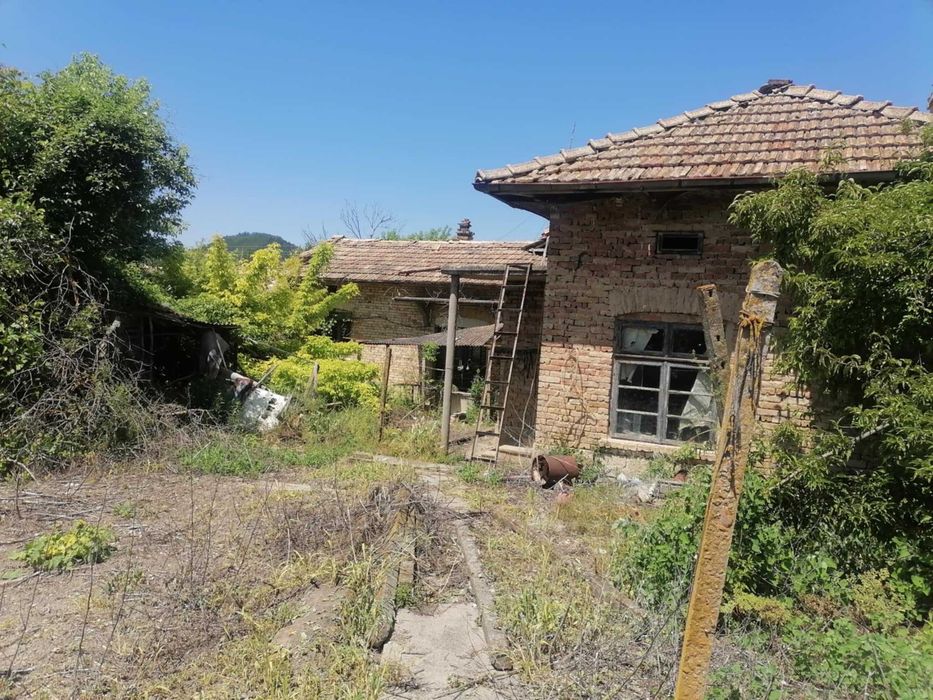 Продава се Къща в с. Садина, Област Търговище - 150 кв.м за 85 €/кв.м - Снимка #9