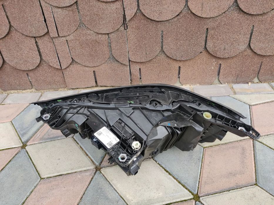 Far dreapta Xenon Full LED BMW X3 G45 2025-202 Cod 5A1BD18-08