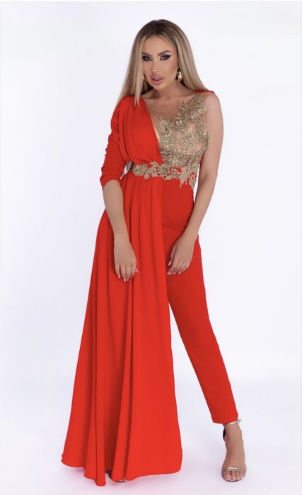 Salopeta BBY noua, cu eticheta