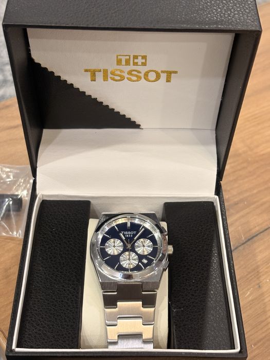 Продам часы Tissot