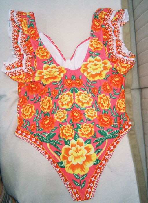 Купальник продам новый