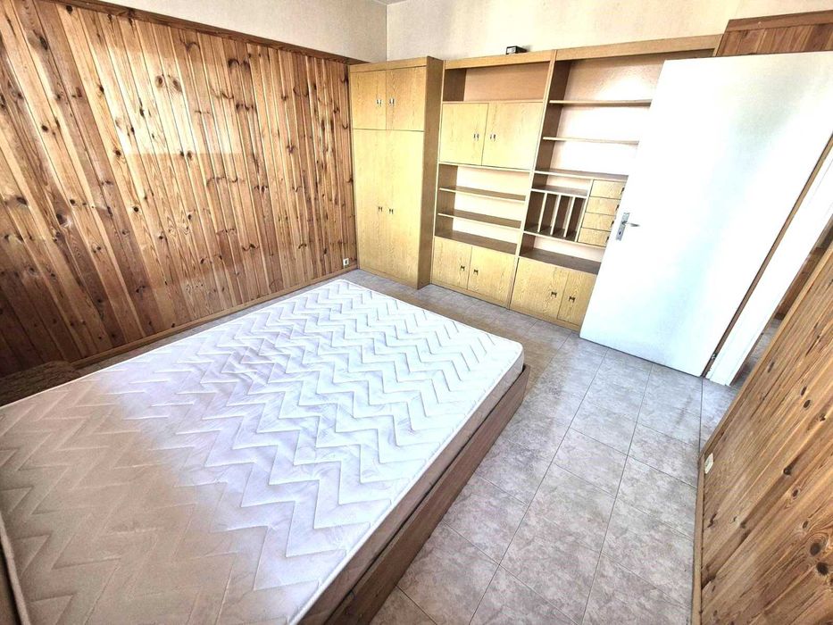 Дава се под наем Двустаен апартамент в София, Център - 70 кв.м за 498.27 € - Снимка #2