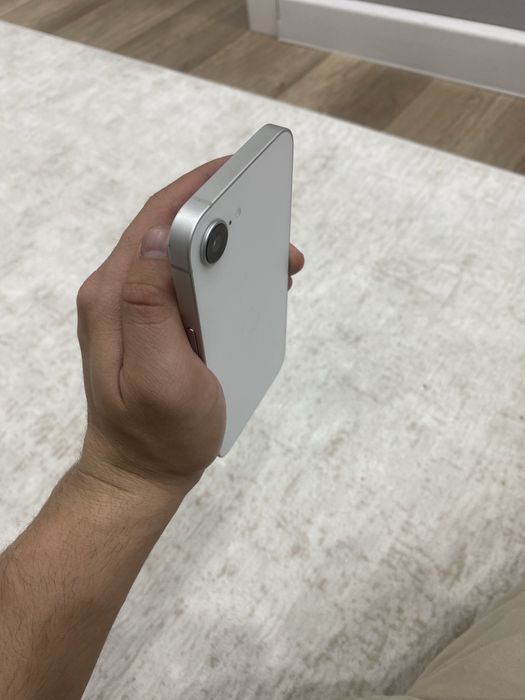 Iphone 16e 128gb 92% эмкость