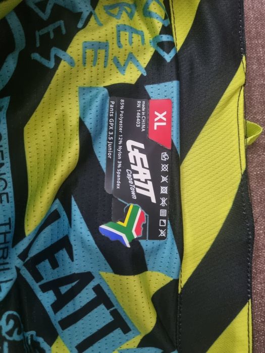 TORH и LEATT панталон и джърси мотокрос