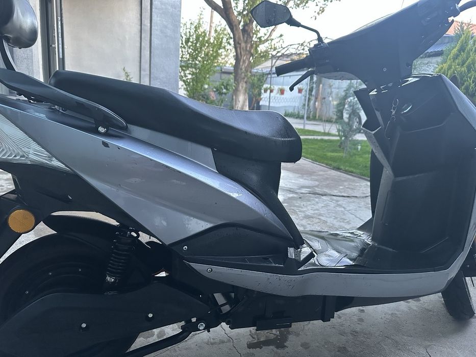 Электрический скутер Vmx motors