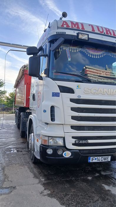 Vand autobasculanta ansamblu