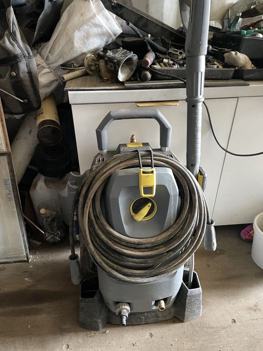 Поодам Karcher мойку