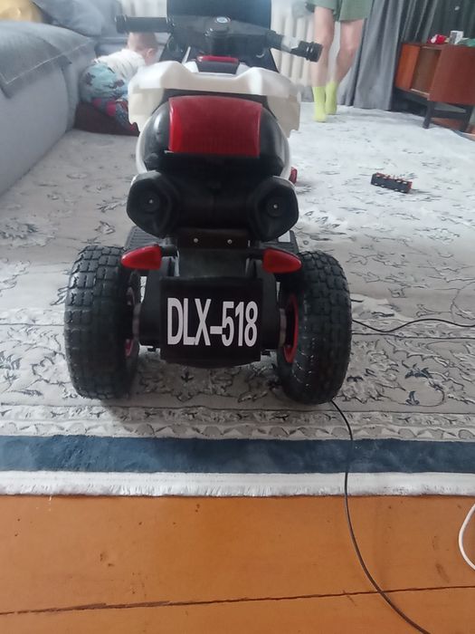 Продам детский мотоцикл Обсолютно Новый