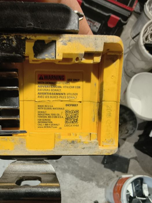 DeWalt 887  20 v USA