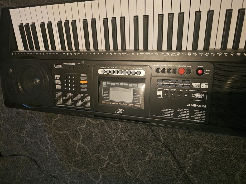 Pianino elektro  mk 812