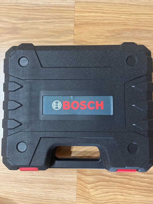 Дрель-шуруповерт BOSCH 21V (новый)