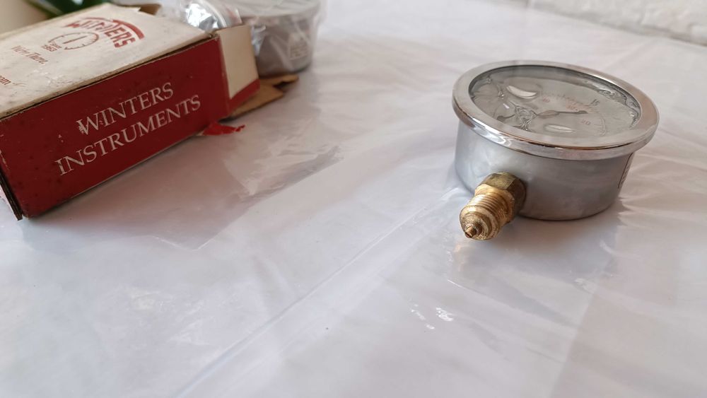 Манометър - WINTERS - PFQ1365 - 2.5"x1/4" - 0-25bar/celsius