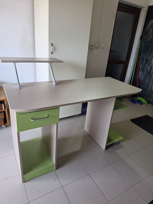 Birou 135/60/80 stare foarte buna