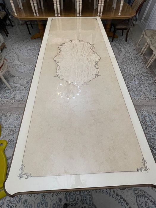 Продам стол со стульями