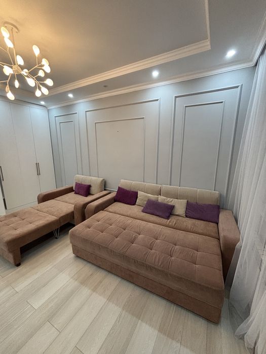 Диван раскладной Б/У