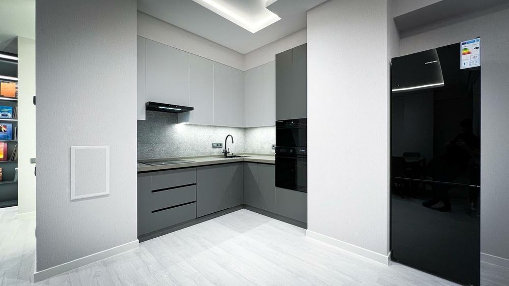 Сдается 3/10/25 апартамент 100 кв.м. HI-TECH в Новостройке АКАЙ СИТИ н