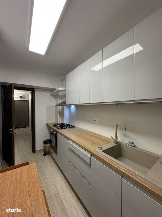 3 cam 70 mp,  Centru- Bld Stefan Cel Mare- Mamma Mia