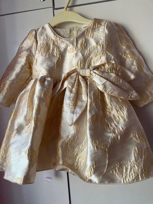 Страхотна рокля за малка принцеса