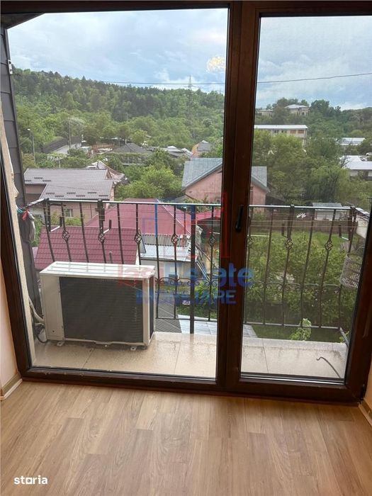 Apartament de 2 camere, decomandat, Poitiers