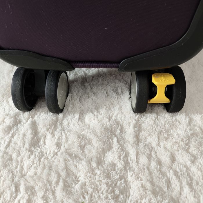 Чемодан, нейлоновый