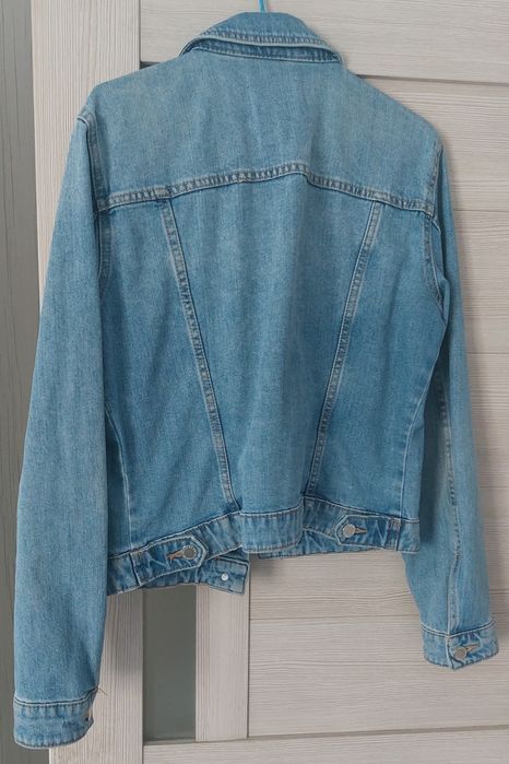 Джинсовая куртка ZARA TRF