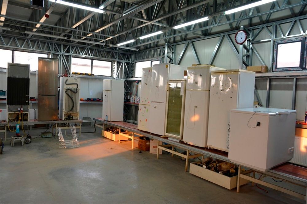 Reparatii frigidere si Reparatii masina de spalat rufe Depanare rapida