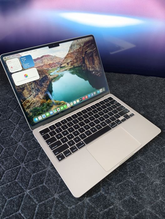 MacBook Air 13 M3 8/256