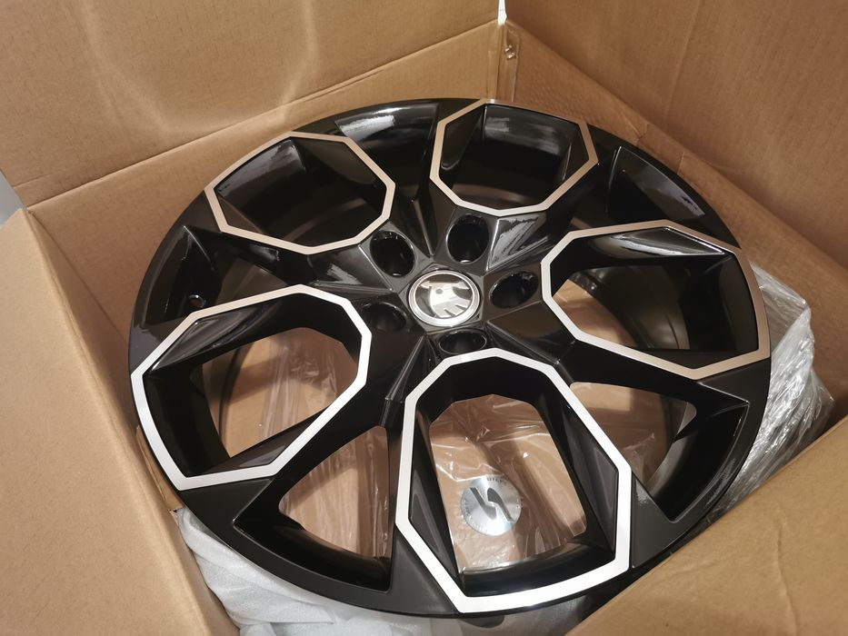 jante de aliaj pentru skoda model rs pe 18 marca Silver line