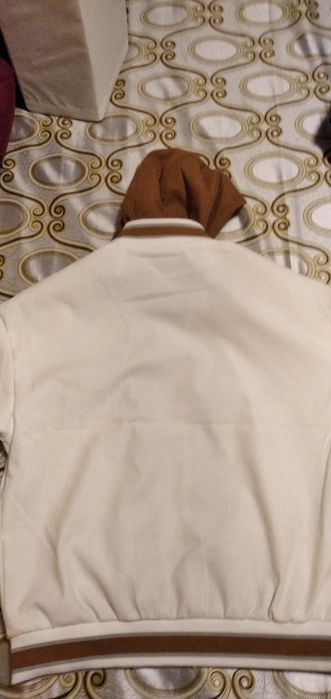 Bumber  1marta kiyilgan olinganiga 5kun boldi narxi 350000 kelishamiz