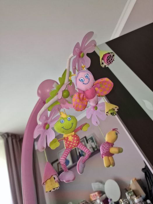 Мобиль для новорожденных