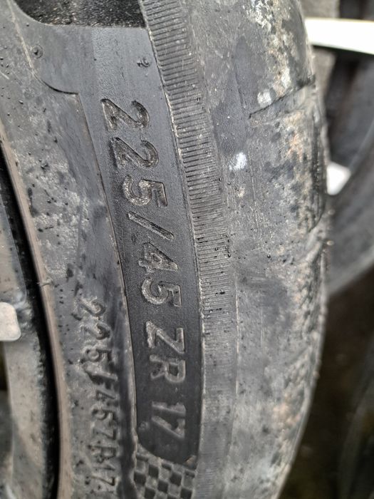 Гуми с джанти 17 цола 5×114.3