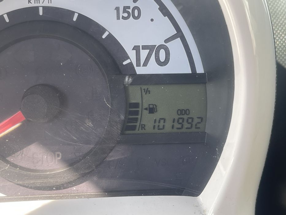 Peugeot 107 din 2011 euro 5 urgent !!!
