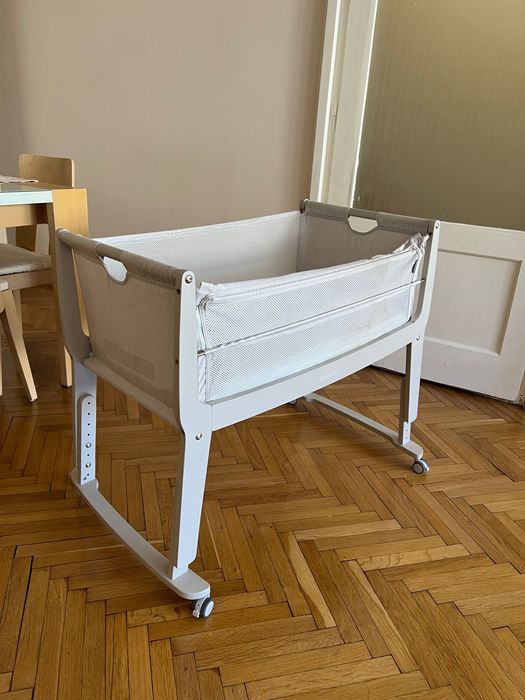 Продавам бебешка кошара SnuzPod Studio/ кошара тип next-to-me
